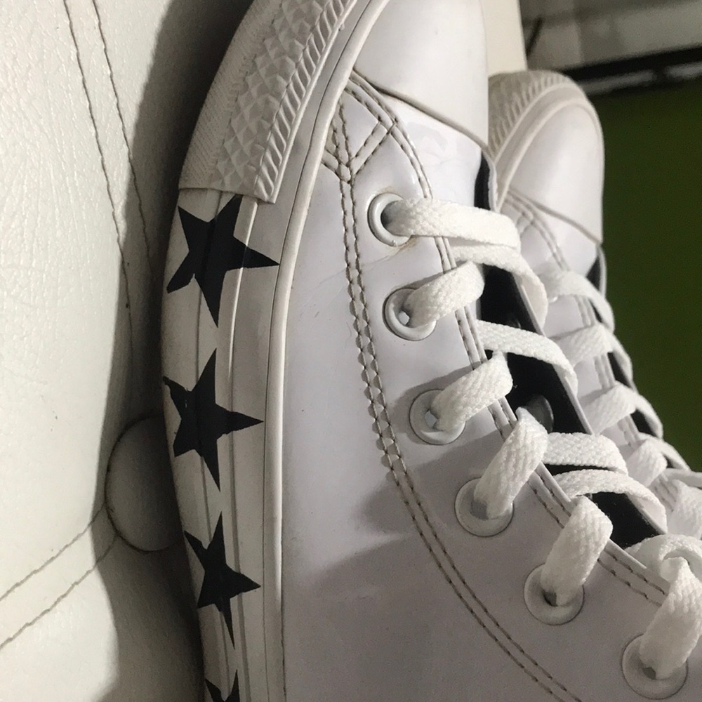Converse High Tops - Picture 5 of 6